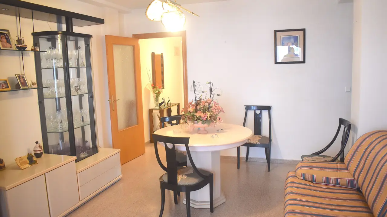 Appartement Guardamar del Segura : Plage à 350m, spacieux et meublé - Vente