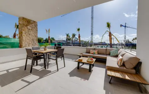 Appartements vue mer à Playa Flamenca – Résidence de luxe avec piscine et spa