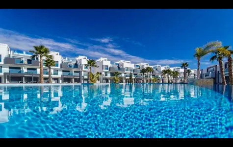 Appartements Oasis Beach XIV à Guardamar – Résidence haut de gamme avec piscine, spa et vue sur la mer