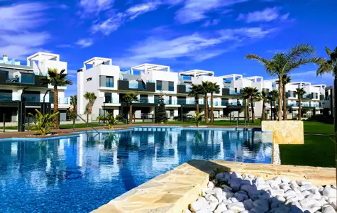 Appartements Oasis Beach XIV à Guardamar – Résidence haut de gamme avec piscine, spa et vue sur la mer