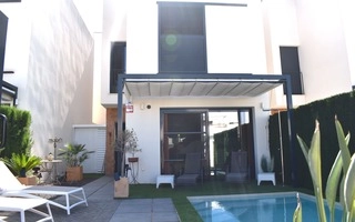 Maison Moderne Benijofar: Villa 2 Chambres avec Piscine Privée - Costa Blanca